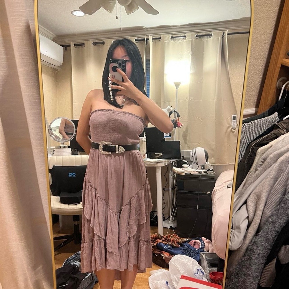 Elegant Mauve Layered Women's Dress - Picture 5 of 8